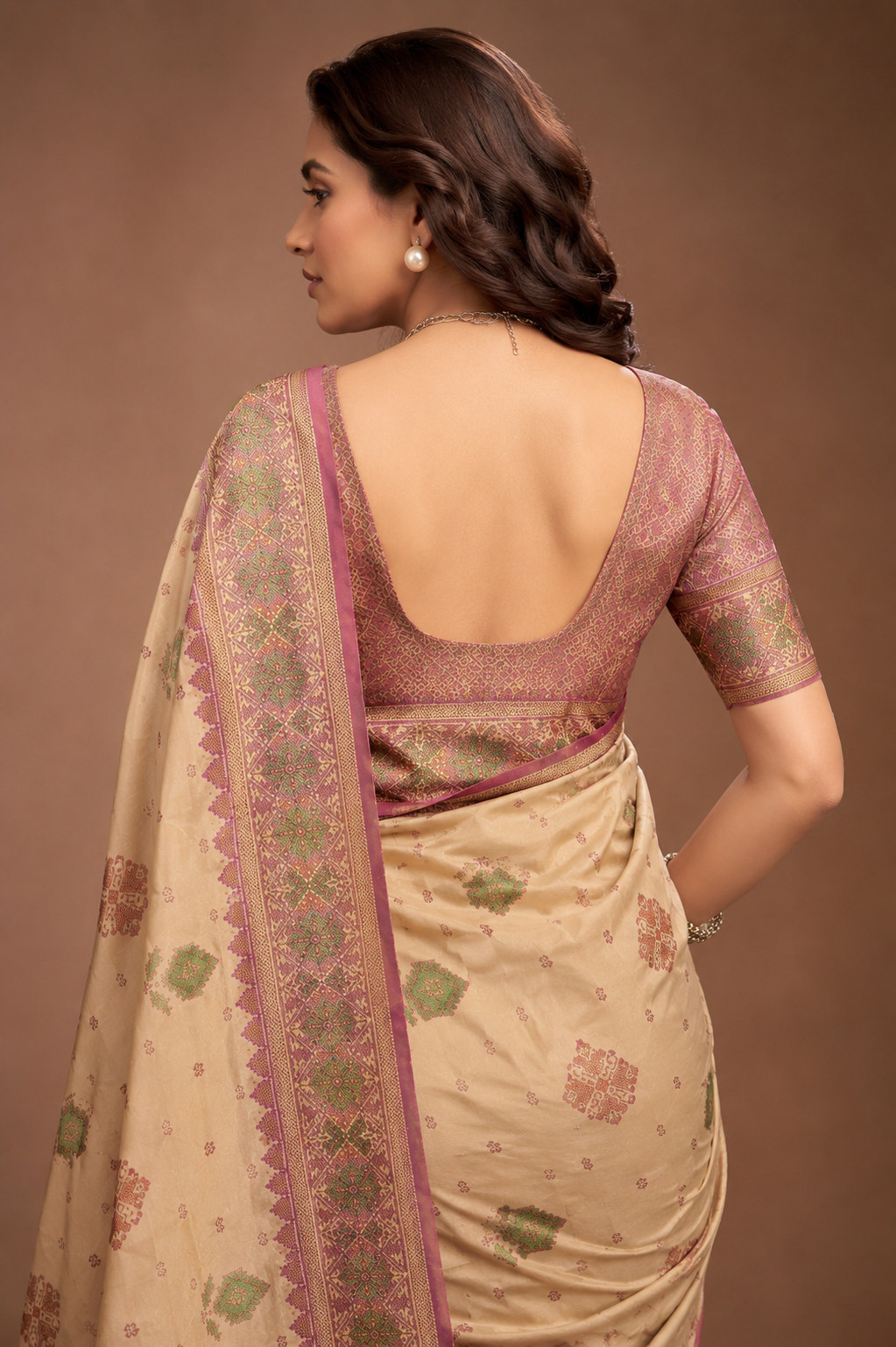 KS Women's Patola silk saree for Patola festival Wedding silk with rich pallu Design sarees for women with blouse piece (CREAM)